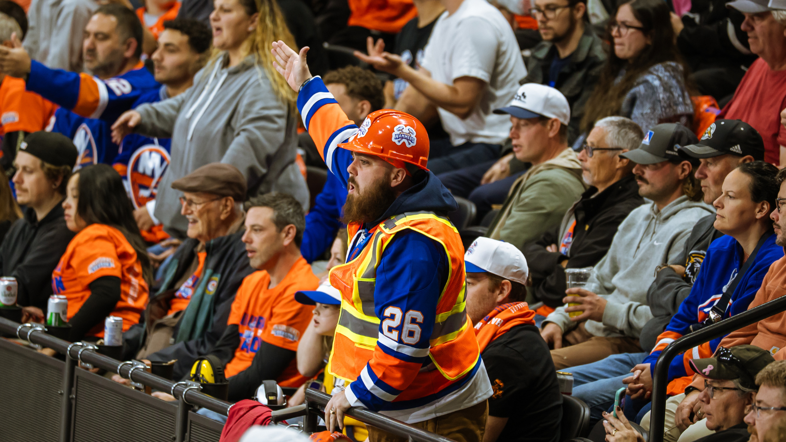 HAMMERS HOST HALLOWEEN GAME PRESENTED BY COTTAGE COUNTRY | Hamilton Hammers
