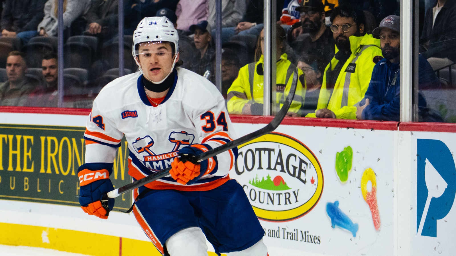 PREVIEW: HAMMERS HOST WOLF PACK FOR SPOOKY THURSDAY SHOWDOWN
